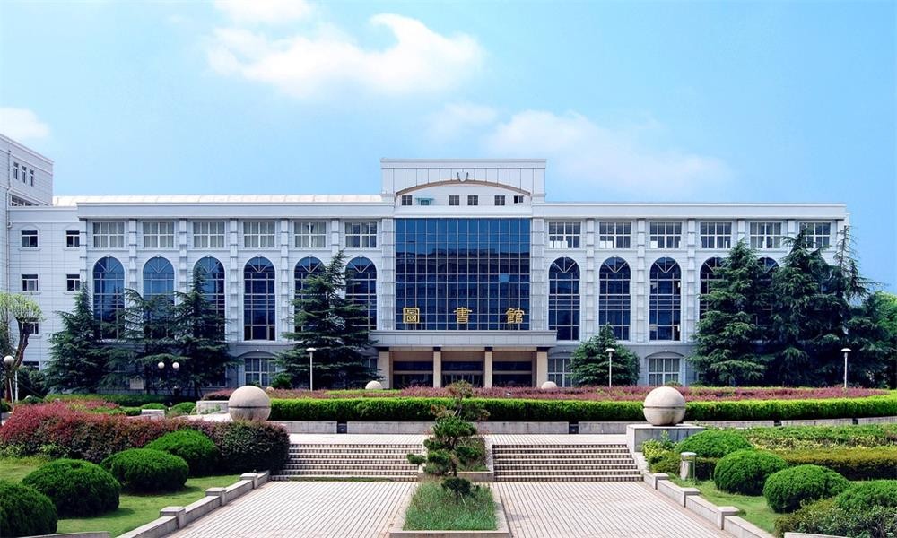 华东交通大学图书馆