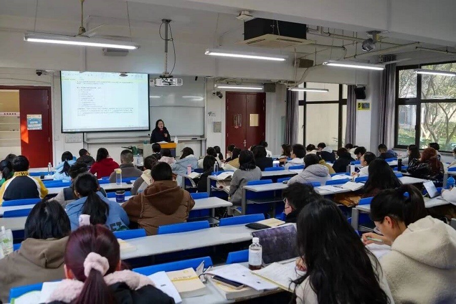 上海财经大学研究生上课图集