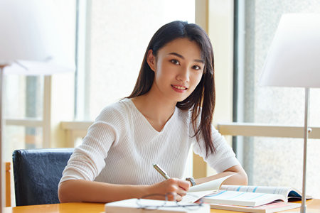 一般什么时候参加郑州大学MEM的面试？