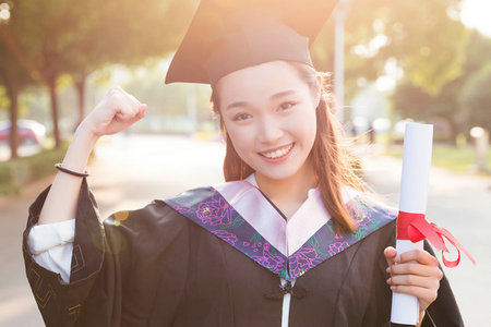 菲律宾凯迪雷拉大学在职研究生毕业证书