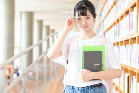 凝聚态物理在职研究生学制学费
