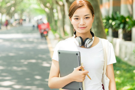 报考土地资源管理在职研究生会影响工作吗