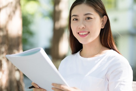 报考大连大学单证在职研究生意义大吗？