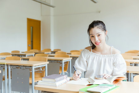 上海大学金融专硕怎么上课