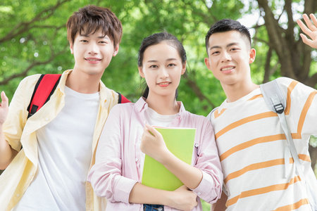 上海外国语大学同等学力申硕报名及考试时间