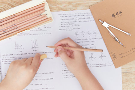 美术非全日制研究生学历