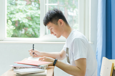 中国美术学院在职研究生报名及考试时间