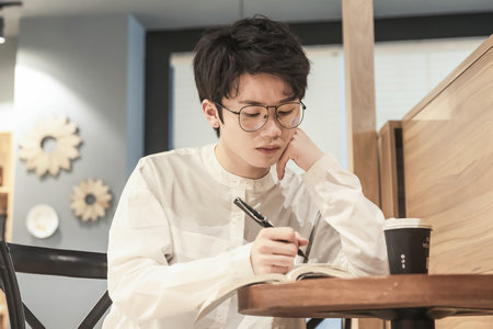 英国切斯特大学报名及考试时间