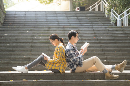 美国雪兰多大学国际博士学费一览表