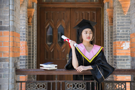 西华大学同等学力申硕学费