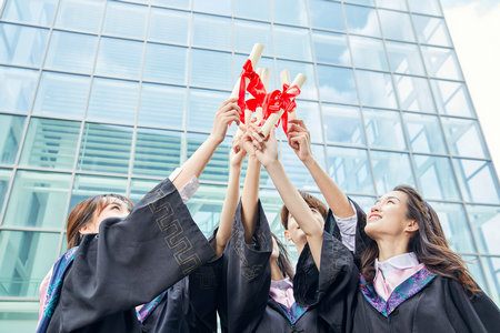美国伯克利学院国际博士毕业获得什么证书
