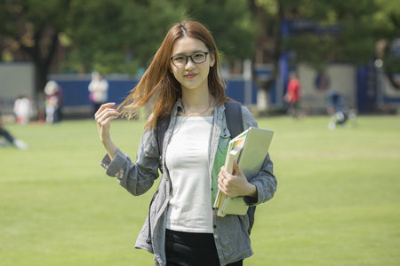 河北经贸大学在职研究生考试考什么科目