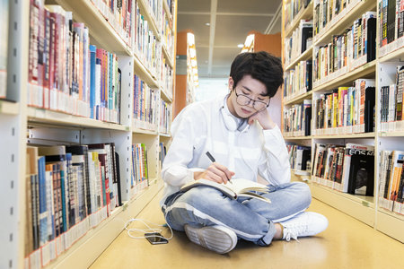 扬州大学在职研究生考试科目