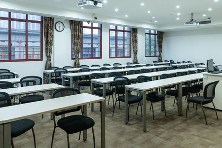 中国社会科学院研究生院在职博士报考条件有哪些？