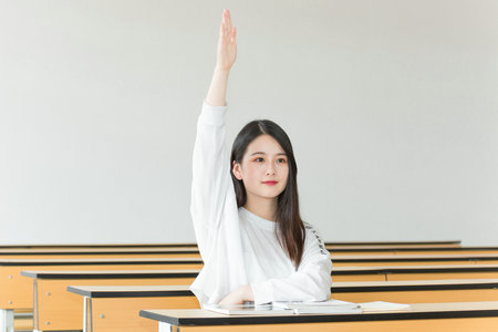 法国巴黎IPAG高等商学院国际硕士报考条件