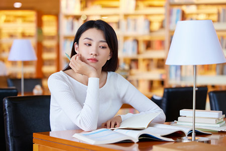 英国北安普顿大学国际硕士报考条件