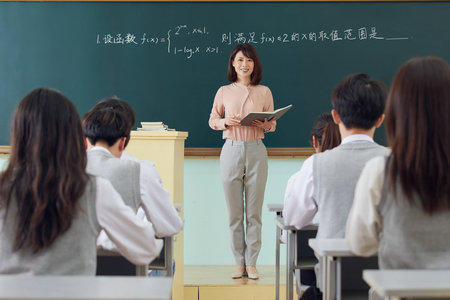 法国布雷斯特商学院国际博士报考条件