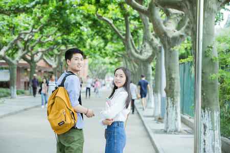 公共管理国际博士学费