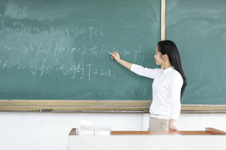 农业工程与信息技术非全日制研究生学费