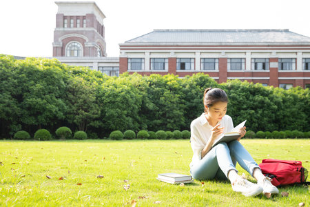 英国西伦敦大学报名入口