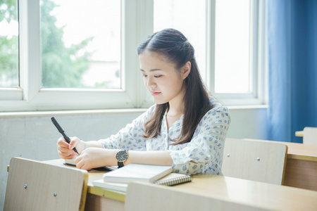 法律（非法学）非全日制研究生报考条件2025年