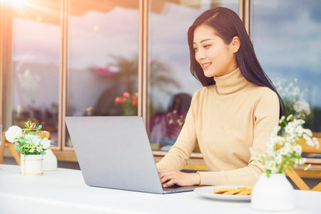 企业管理中外合作办学报名及考试时间2026