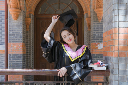 2026广东工业大学非全日制研究生考试考什么科目？