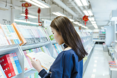 2026西北政法大学MPA考试考什么科目？