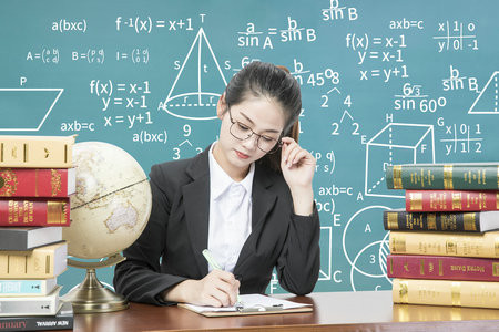 经济学国际博士报名及考试时间2026