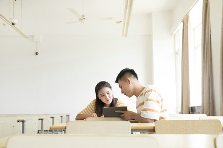 云南财经大学非全日制研究生报考条件及流程 云南财经大学非全日制研究生报考条件及流程