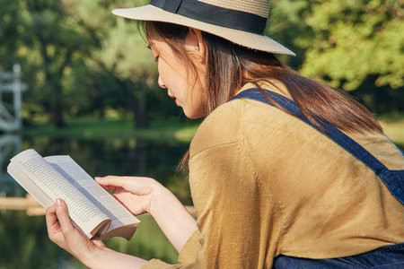 2026英国密德萨斯大学国际硕士考试考什么科目？