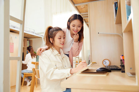 2026西班牙内布里哈大学国际博士考试考什么科目？