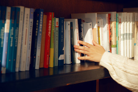 2026英国北安普顿大学国际博士考试考什么科目？