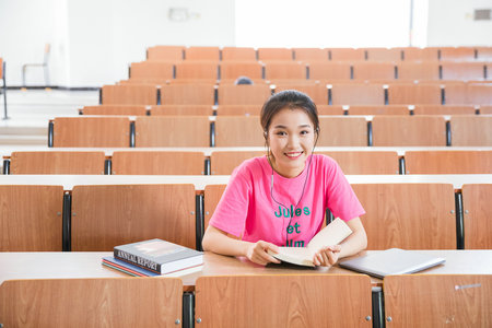 马来西亚思特雅大学复试