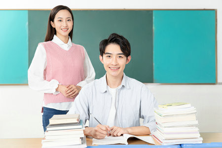 怎么才能参加武汉大学EMBA的复试?