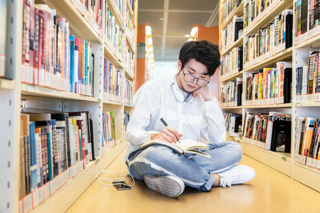 内蒙古大学非全日制研究生复试怎么准备？
