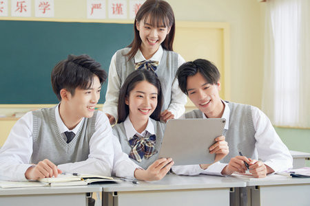 谁知道东北财经大学金融专硕成绩啥时候能出来？
