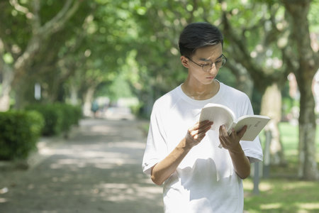 中央兰开夏大学分数线是固定的吗