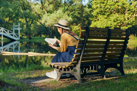 关于马来西亚莱佛士大学有录取分数线一说吗