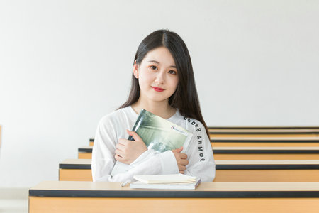 新疆财经大学MPA分数线每年是固定的吗