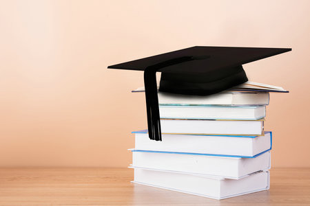 天津商业大学非全日制研究生分数线在哪里查询，每年一样吗？