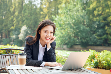 广州大学MBA分数线逐年上涨是是真的吗？