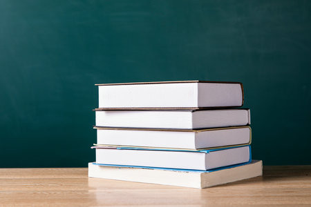 浙江理工大学MBA每年分数线一样吗？