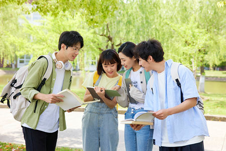 南京林业大学MBA每年分数线一样吗？