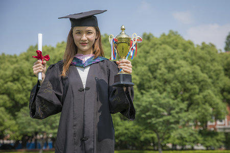 对外经济贸易大学EMBA调剂在复试前还是复试后