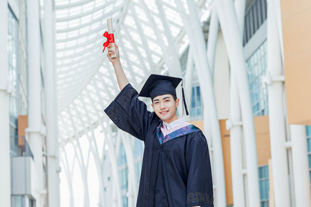 华侨大学非全日制研究生什么情况下可以调剂