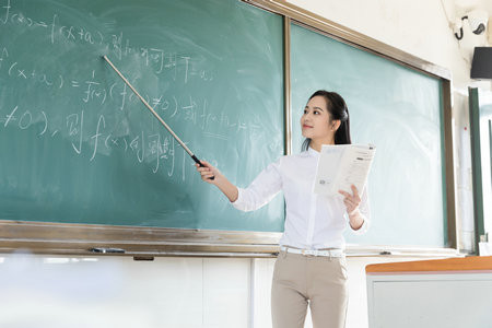 上海音乐学院非全日制研究生一般什么时候开始调剂？