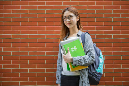 武汉大学MPAcc一般几月份开始调剂？