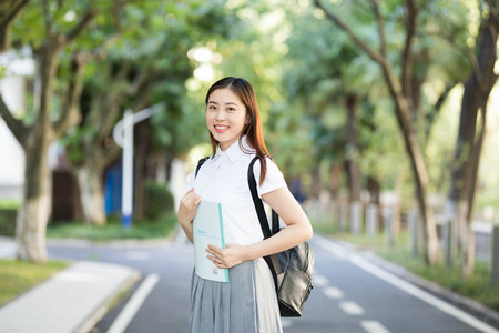 英国密德萨斯大学招生方式