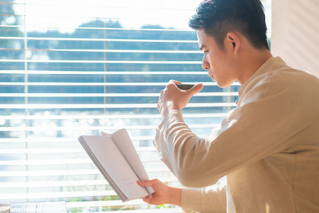 保险非全日制研究生招生人群